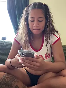 VanessaBling online show from October 1, 2025, 2:10 pm