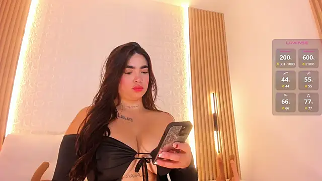 Snapshot of alyssa_vargas chatting on February 26, 2026, 6:24 am alyssa vargas online show from February 26, 2026, 6:24 am