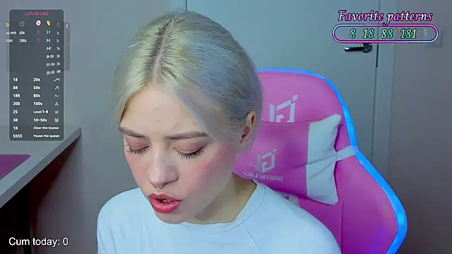 Snapshot of mybunnywendy chatting on June 14, 2026, 7:04 pm mybunnywendy online show from June 14, 2026, 7:04 pm