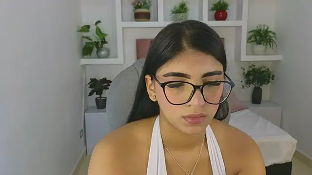 Snapshot of maiaa_ruiz chatting on May 23, 2026, 1:10 pm maiaa ruiz online show from May 23, 2026, 1:10 pm