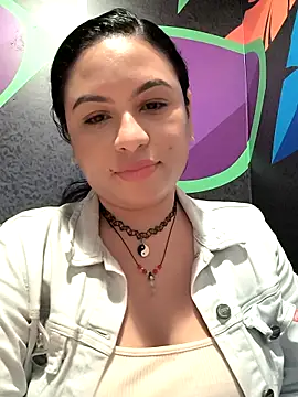 Francesca ferrari online show from October 4, 2025, 6:42 pm