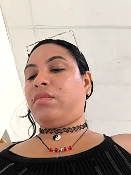 Francesca ferrari online show from September 12, 2025, 3:45 pm