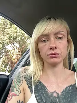 haileyhope  online show from December 10, 2024, 11:54 am