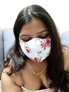 Lovely-Rose143 online show from January 23, 2025, 7:07 pm