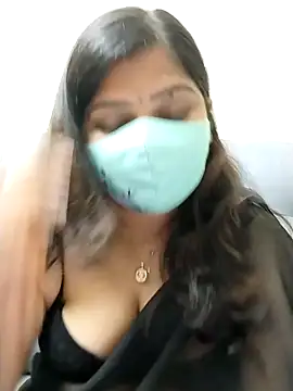 Lovely-Rose143 online show from January 18, 2025, 4:31 pm