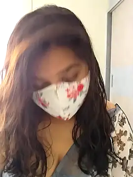 Lovely-Rose143 online show from December 25, 2024, 5:05 am