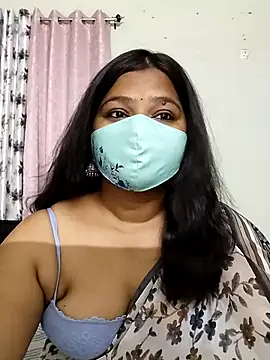 Lovely-Rose143 online show from March 5, 2025, 1:28 pm