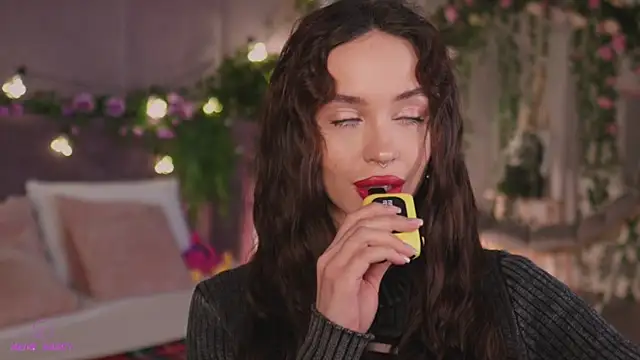 Meow Nancy online show from January 24, 2025, 6:24 am