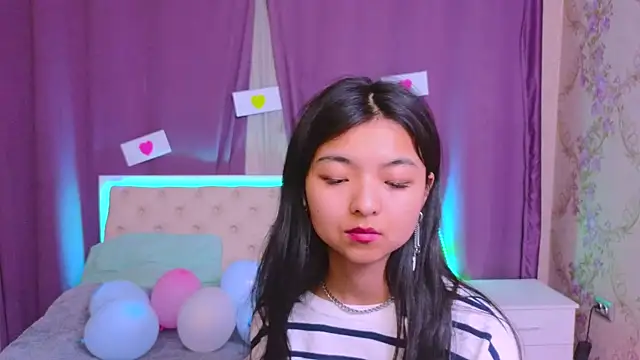 Shy Kira online show from February 11, 2025, 6:55 pm