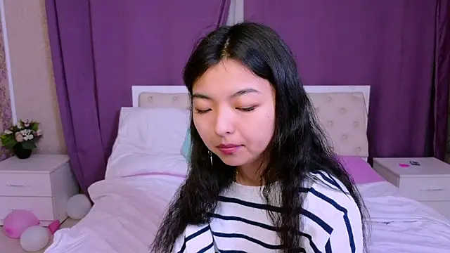 Shy Kira online show from February 21, 2025, 12:38 pm