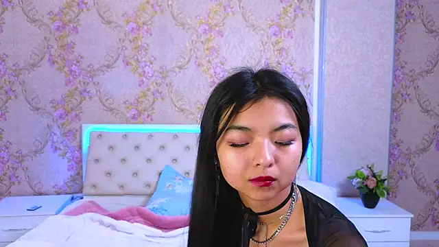 Shy Kira online show from January 22, 2025, 1:11 pm