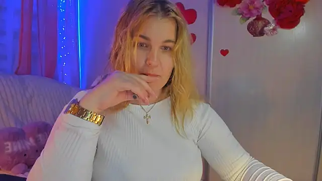 Snapshot of CoraSwon chatting on March 20, 2025, 9:46 pm CoraSwon online show from March 20, 2025, 9:46 pm