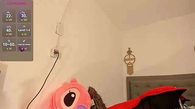 Snapshot of Lucianasmith69 chatting on February 24, 2025, 7:09 pm Lucianasmith69 online show from February 24, 2025, 7:09 pm