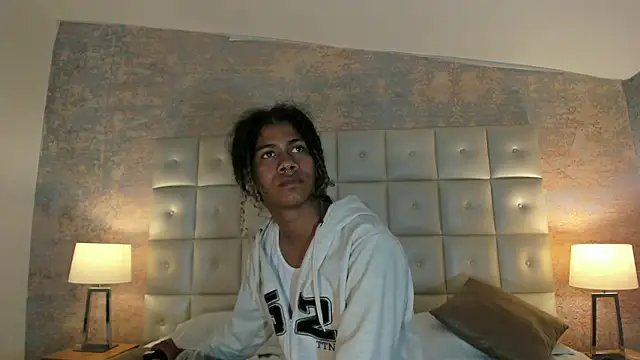 Maxim-Walker online show from January 15, 2026, 2:59 am