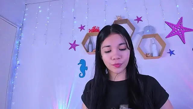 Emiily Parkerr online show from October 8, 2025, 3:08 am