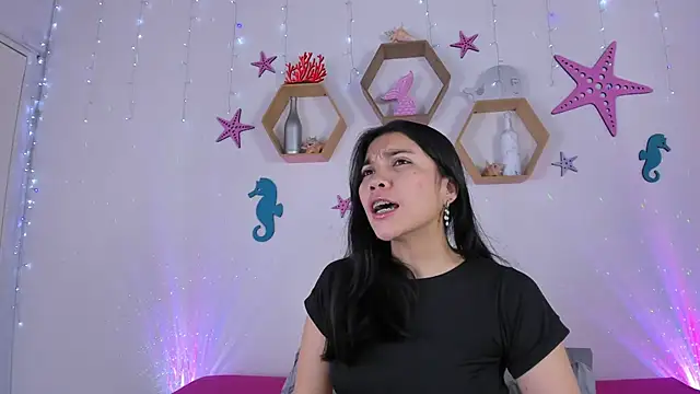 Emiily Parkerr online show from March 14, 2025, 3:15 am