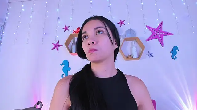 Emiily Parkerr online show from December 4, 2025, 3:05 am