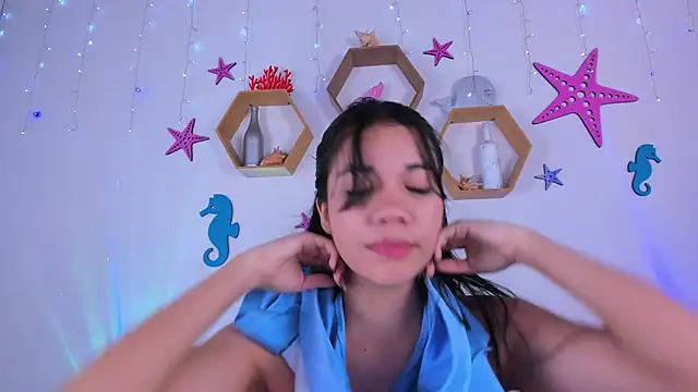 Emiily Parkerr online show from September 18, 2025, 3:09 am