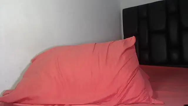 Snapshot of alizbunny chatting on October 18, 2025, 11:51 pm alizbunny online show from October 18, 2025, 11:51 pm