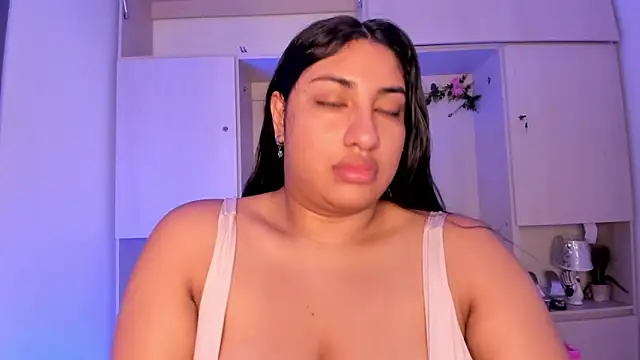 Snapshot of CANDYGABYY chatting on April 23, 2026, 7:37 pm CANDYGABYY online show from April 23, 2026, 7:37 pm
