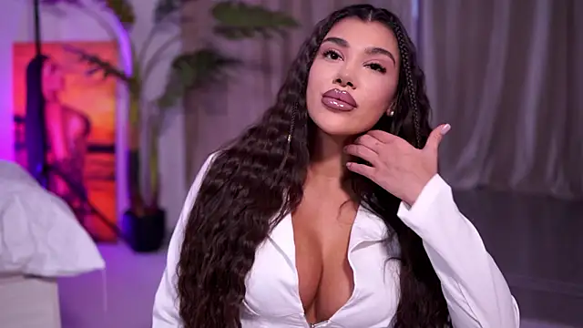 NatyDesiree online show from February 22, 2026, 7:48 pm