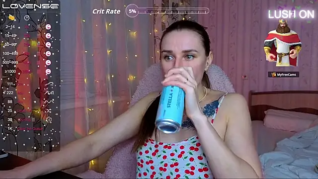 Bella  Swoon online show from March 22, 2026, 3:02 pm