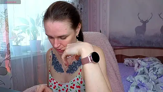 Snapshot of Bella__Swoon chatting on May 22, 2026, 5:27 am Bella Swoon online show from May 22, 2026, 5:27 am