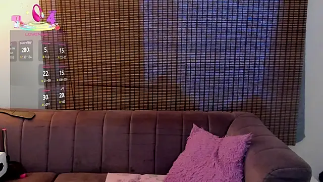 ariana cross online show from September 18, 2025, 12:52 pm