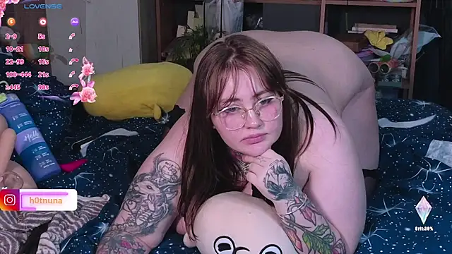 Byeol Dae  online show from March 4, 2025, 8:27 pm