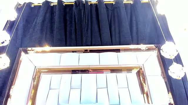 RileySweett online show from October 1, 2025, 11:47 am