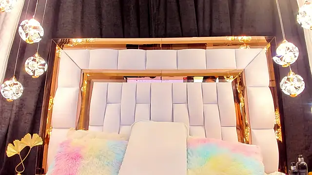 RileySweett online show from March 14, 2025, 11:45 am