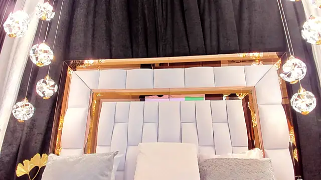 RileySweett online show from March 17, 2025, 11:31 am