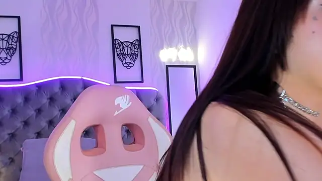 Snapshot of mmoonlightt_ chatting on February 7, 2025, 5:18 pm mmoonlightt online show from February 7, 2025, 5:18 pm