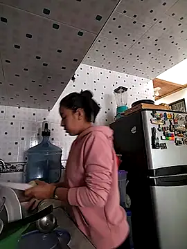 Mariam Gomezxxx online show from October 6, 2025, 3:46 pm