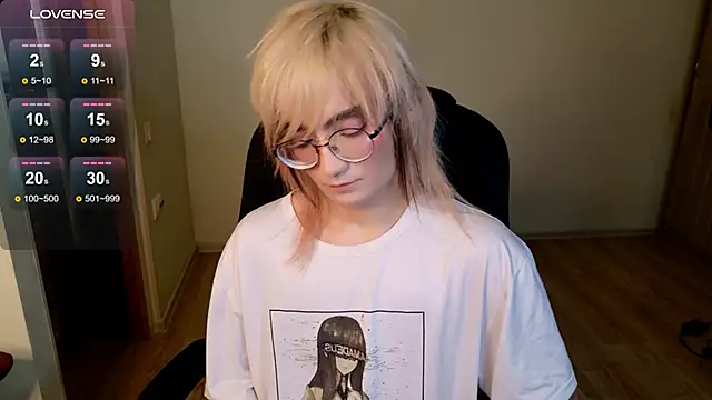 CuteYukiKun online show from October 12, 2025, 2:46 am