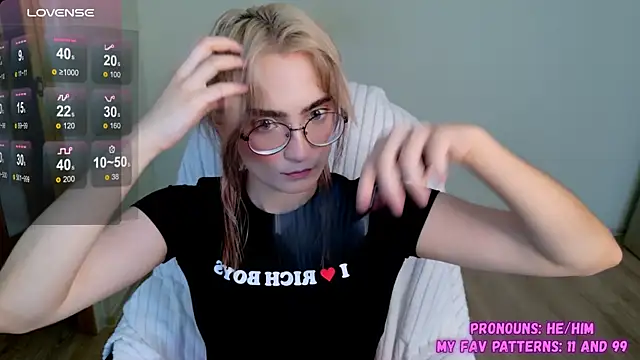 CuteYukiKun online show from September 18, 2025, 9:12 am