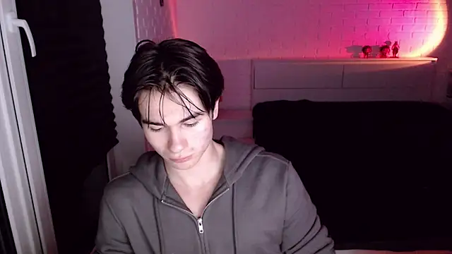 MarkusDean online show from September 19, 2025, 9:19 pm