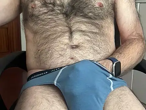 spanishairy online show from November 23, 2025, 11:42 am