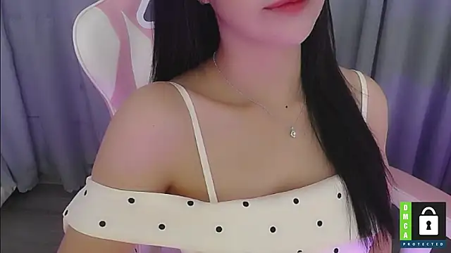 Snapshot of San___San chatting on September 14, 2025, 3:12 pm San San online show from September 14, 2025, 3:12 pm