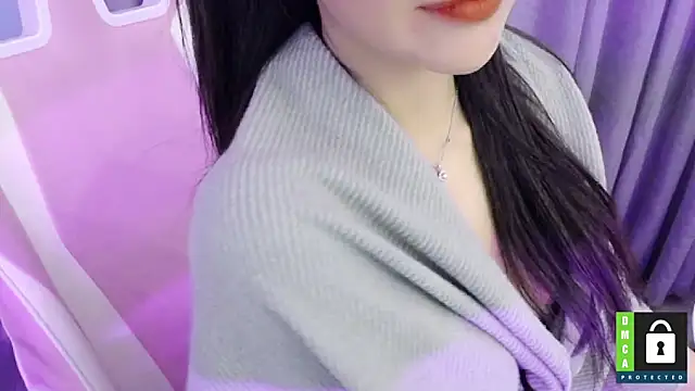 Snapshot of San___San chatting on February 24, 2025, 7:09 pm San San online show from February 24, 2025, 7:09 pm