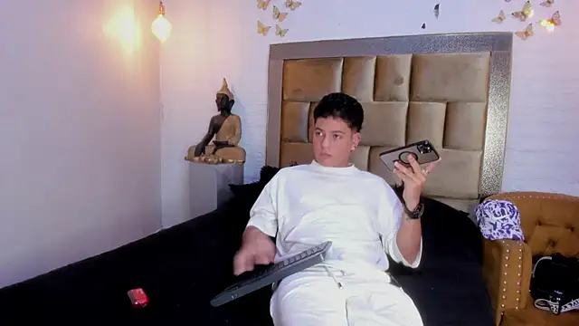 Snapshot of Levy_Steve chatting on March 16, 2025, 3:58 am Levy Steve online show from March 16, 2025, 3:58 am