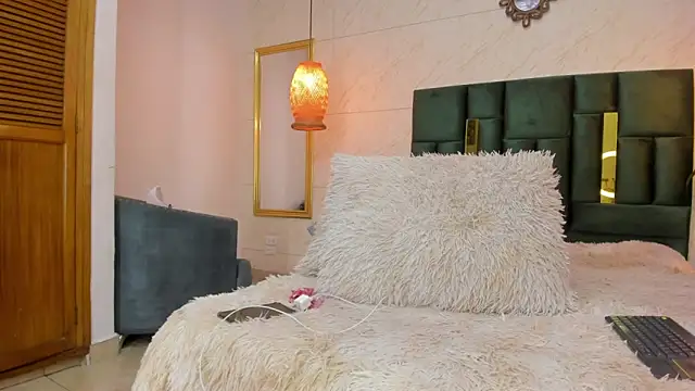 Snapshot of Levy_Steve chatting on September 17, 2025, 3:41 am Levy Steve online show from September 17, 2025, 3:41 am