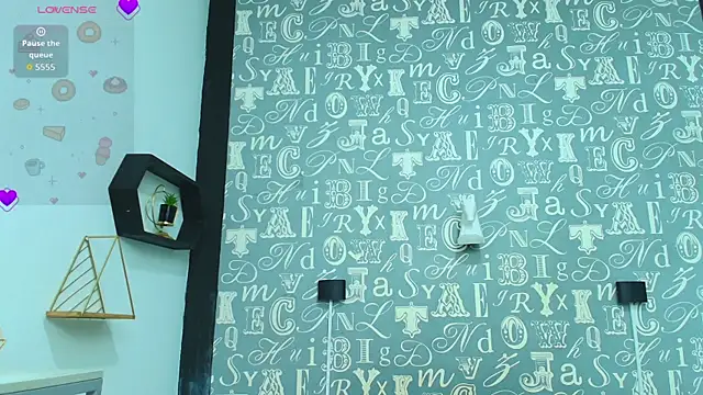 Lindsey8 online show from October 16, 2025, 12:13 pm