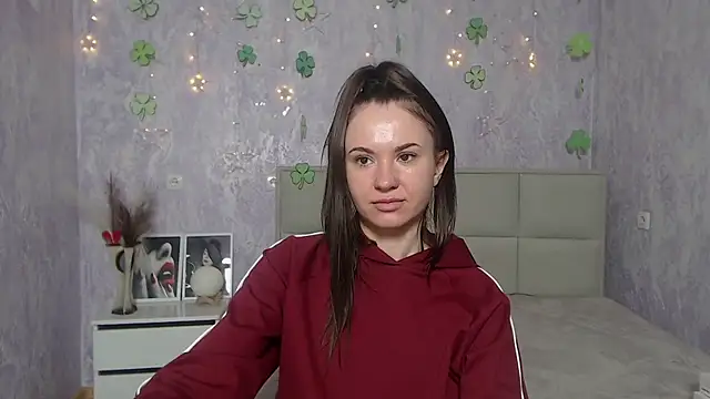 Snapshot of KaraCriegs chatting on March 16, 2025, 1:49 am KaraCriegs online show from March 16, 2025, 1:49 am