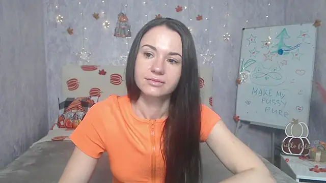 Snapshot of KaraCriegs chatting on November 30, 2025, 6:19 pm KaraCriegs online show from November 30, 2025, 6:19 pm