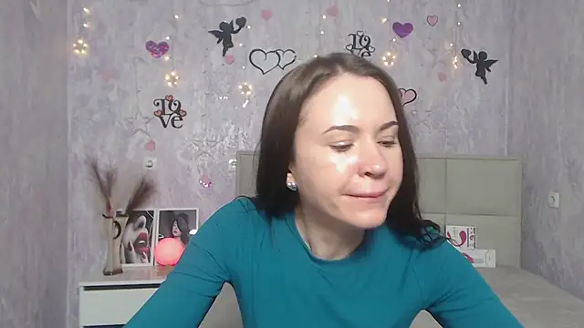 Snapshot of KaraCriegs chatting on March 9, 2025, 9:25 pm KaraCriegs online show from March 9, 2025, 9:25 pm