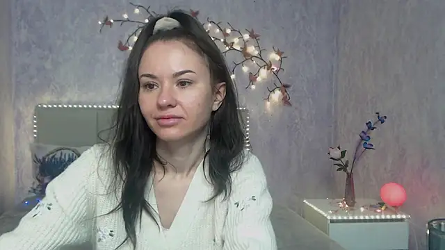 KaraCriegs online show from February 22, 2026, 6:53 pm