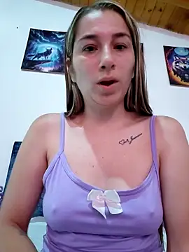 Iris love18 online show from April 18, 2026, 3:03 pm