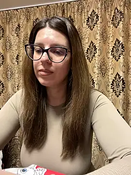 NadiraNoor online show from March 1, 2025, 10:42 pm