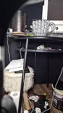 Ina HotX online show from March 20, 2025, 3:47 pm